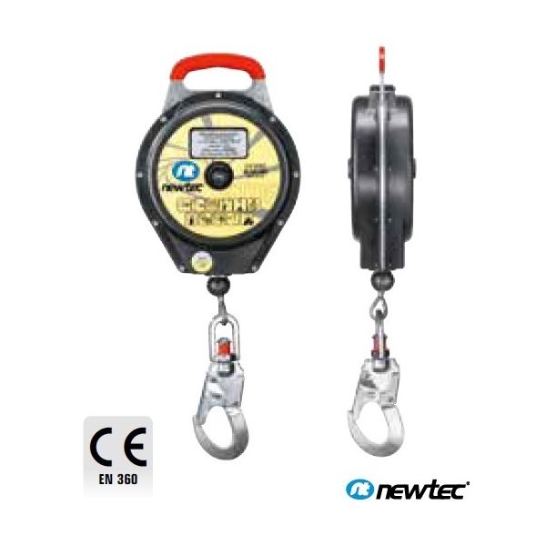 DISPOSITIVO ANTICADUTA DI TIPO RETRATTILE MODELLO STOP PS-15, CARTER IN MATERIALE PLASTICO ANTIURTO, CAVO IN ACCIAIO GALVANIZZATO DA 4 MM., CONNETTORE GIREVOLE IN ALLUMINIO CON CHIUSURA DI SICUREZZA E INDICATORE DI CADUTA.
LUNGHEZZA CAVO MT. 15
